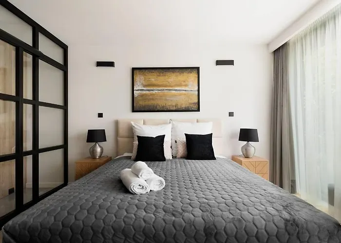 Easy Rent - Gold 36, Basen & Spa, Centrum Free Parking 24h Check-in